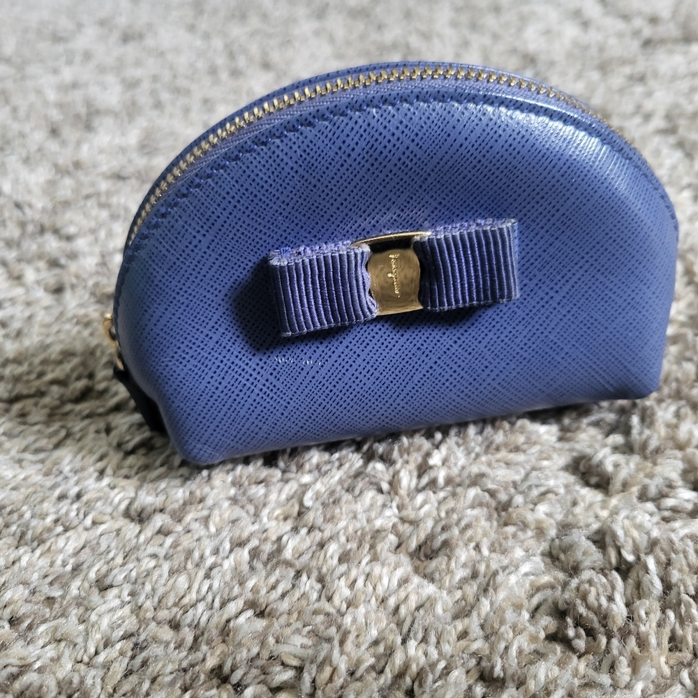Salvatore Ferragamo Vala ribbon Coin Compartment coin purse Leather Blue/Gold